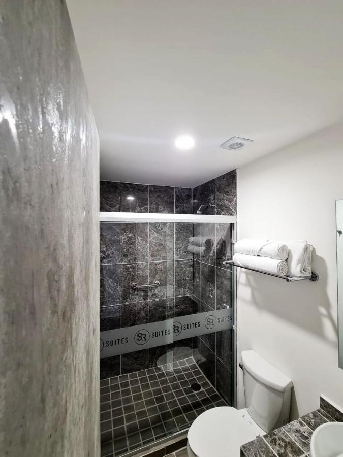 Sr Suites Zapopan Εξωτερικό φωτογραφία