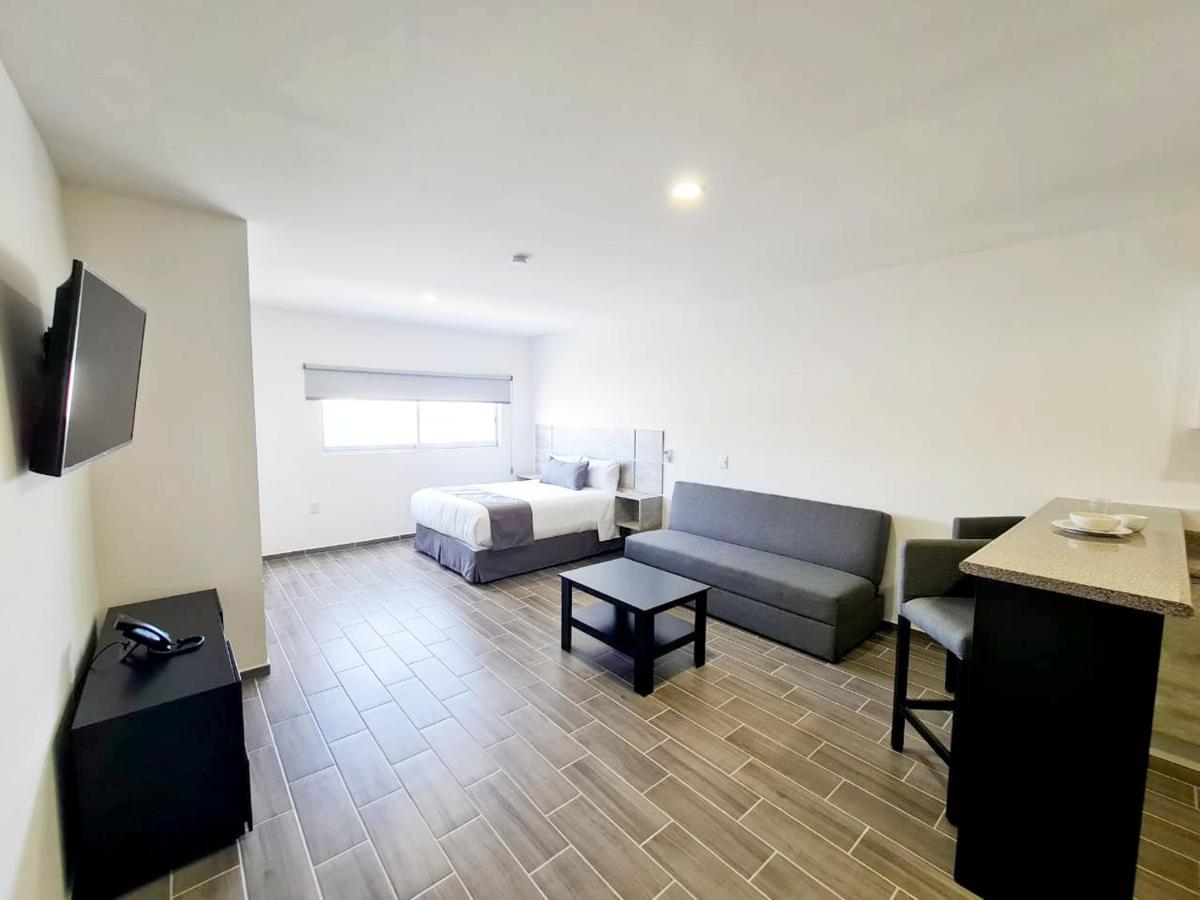 Sr Suites Zapopan Εξωτερικό φωτογραφία