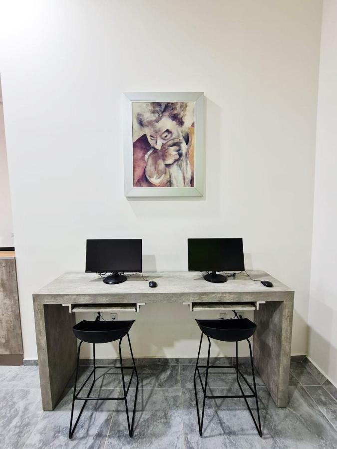 Sr Suites Zapopan Εξωτερικό φωτογραφία